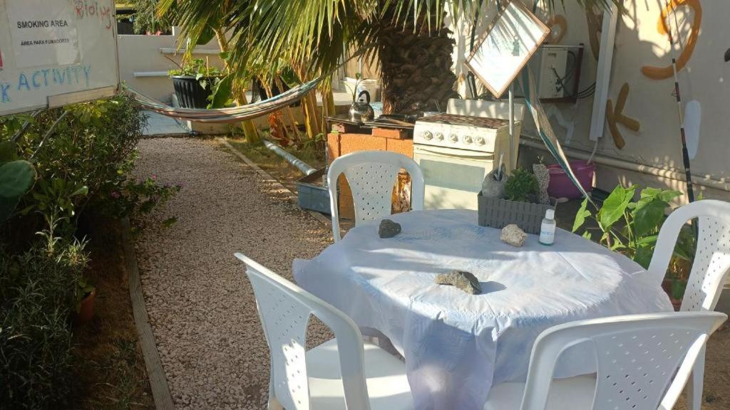 Aruba Backpackers Apartment Oranjestad Luaran gambar